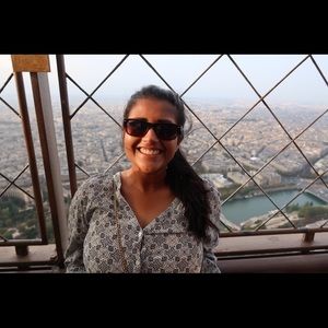 Meet your Posher, Malika